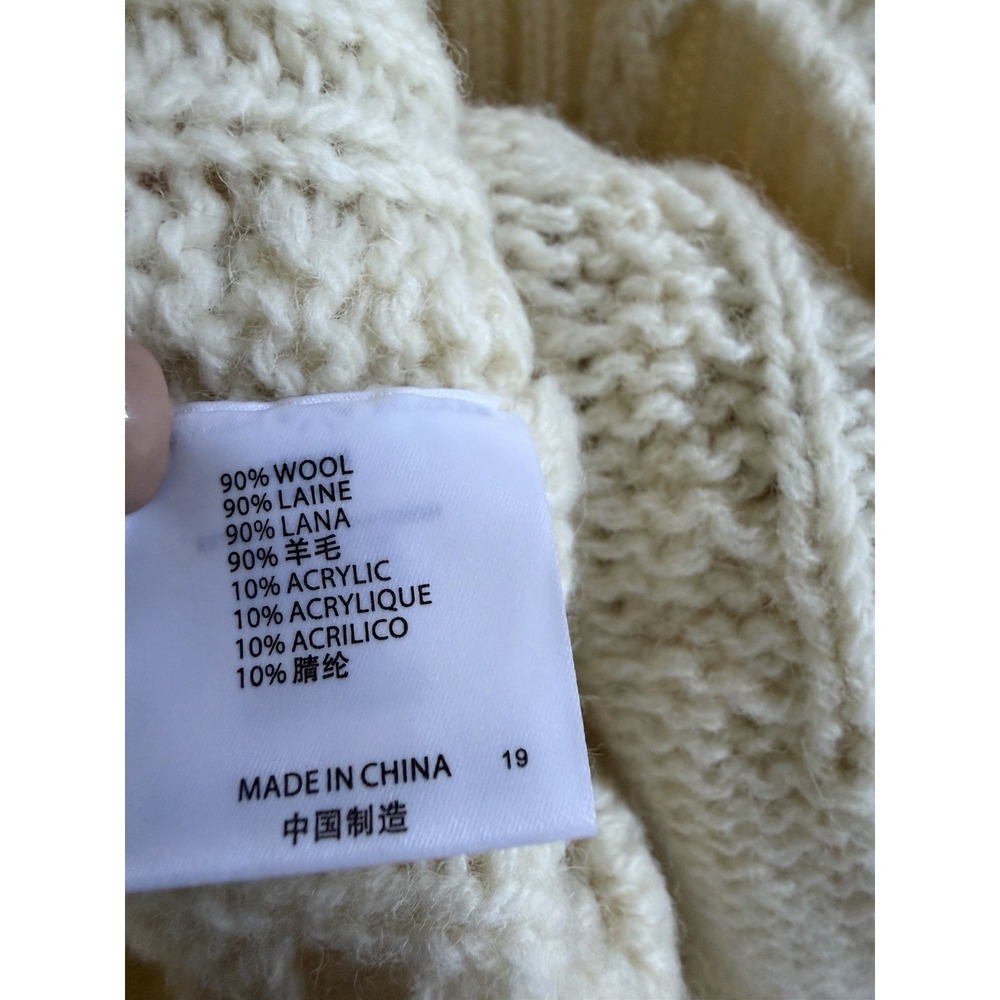 Brandy Melville Eva Heavy Wool Cable Knit Cardigan Ivory Women's Size O/S - Picture 13 of 13